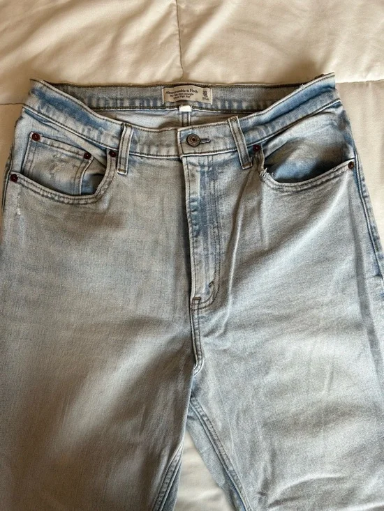 Abercrombie & Fitch Light Blue High-Rise Slim Straight Jeans - Picture 2 of 5